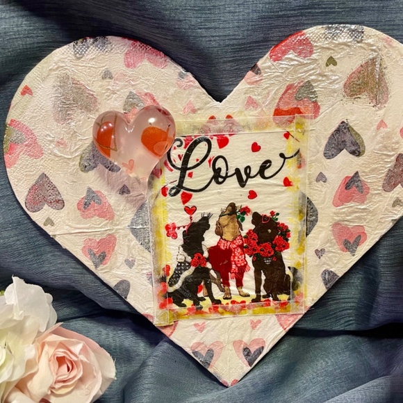 Valentine’s Vase,  Wall Sign, Keepsake Box Bundle, Love Gift, Heart Theme Bundle - Picture 4 of 7